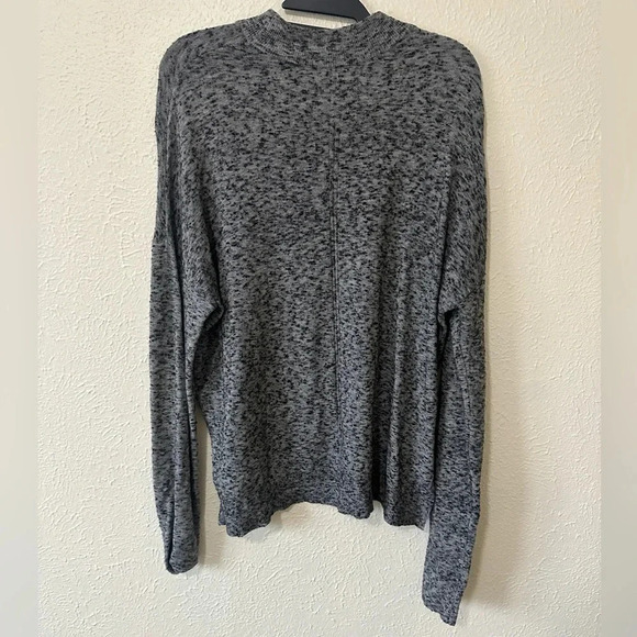 Wilfred Sweater - Picture 5 of 5